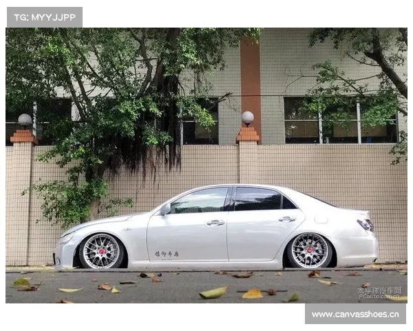 一年连换4台车,而后出于信仰驱使,最终选择改装车“姥姥锐”! 一年连换4台车,而后出于信仰驱使,最终选择改装车“姥姥锐”!